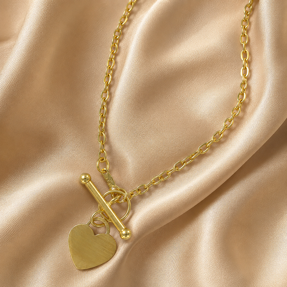 Mini Heart & T-Bar Bracelet Engraveable 9ct Yellow Gold