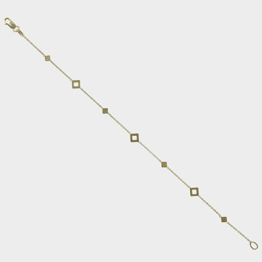 Minimalist Gold Diamond-Shaped Link Bracelet