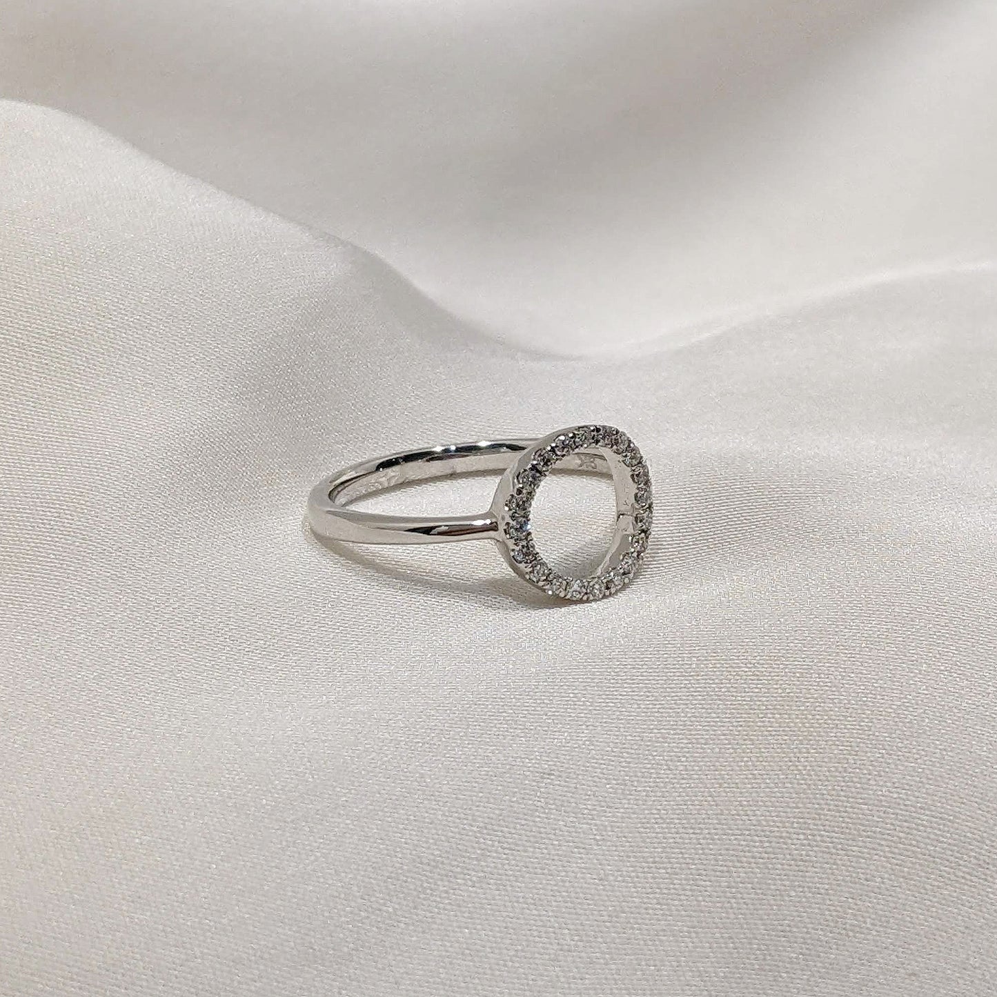 Circle of Life Ring 9ct White Gold