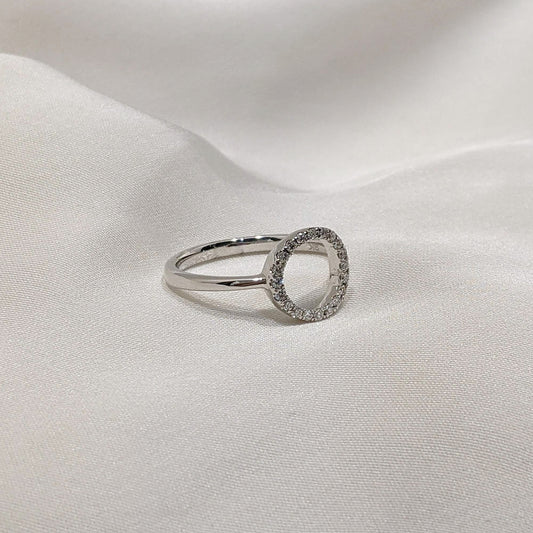 Circle of Life Ring 9ct White Gold