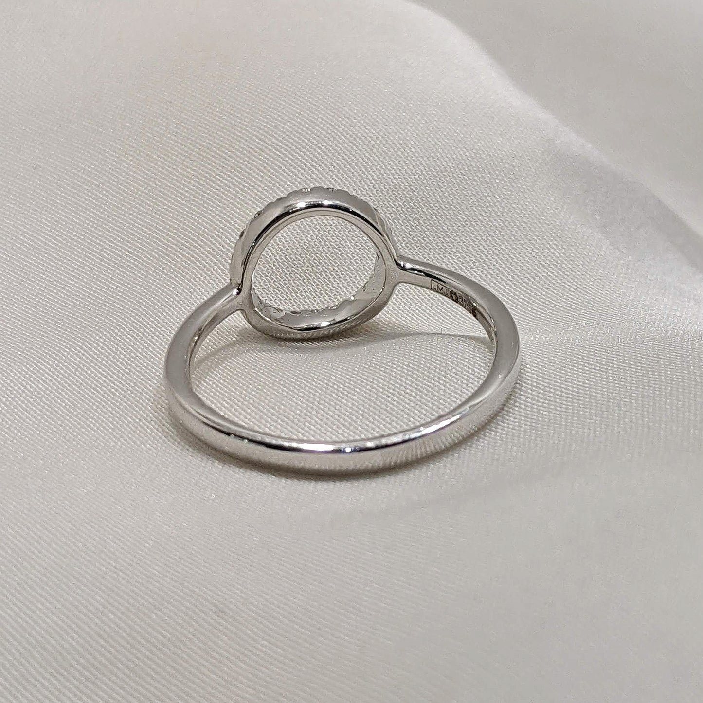 Circle of Life Ring 9ct White Gold