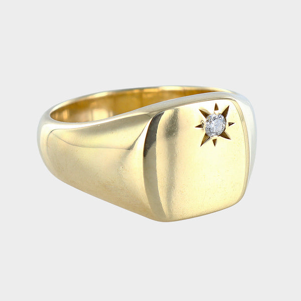 Cushion-Shaped Diamond Signet 9ct Yellow Gold