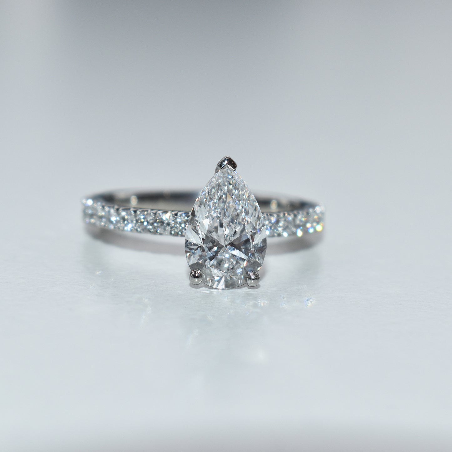 1.50ct Pear-Shape Lab-Grown Diamond Ring