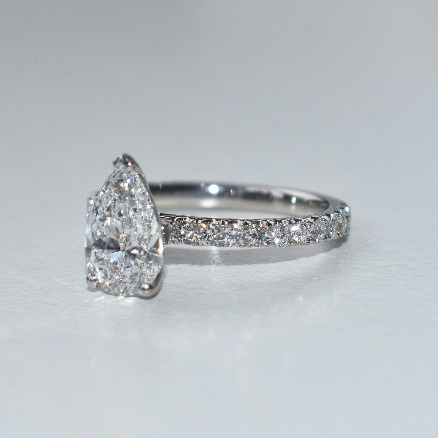 1.50ct Pear-Shape Lab-Grown Diamond Ring