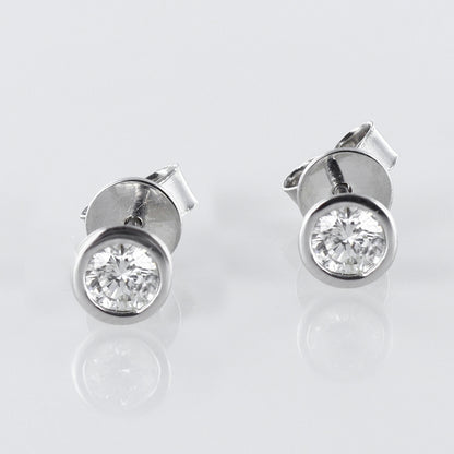 Rubover-Set Diamond Studs
