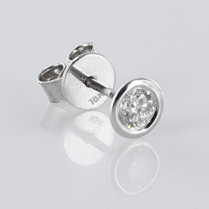 Rubover-Set Diamond Studs