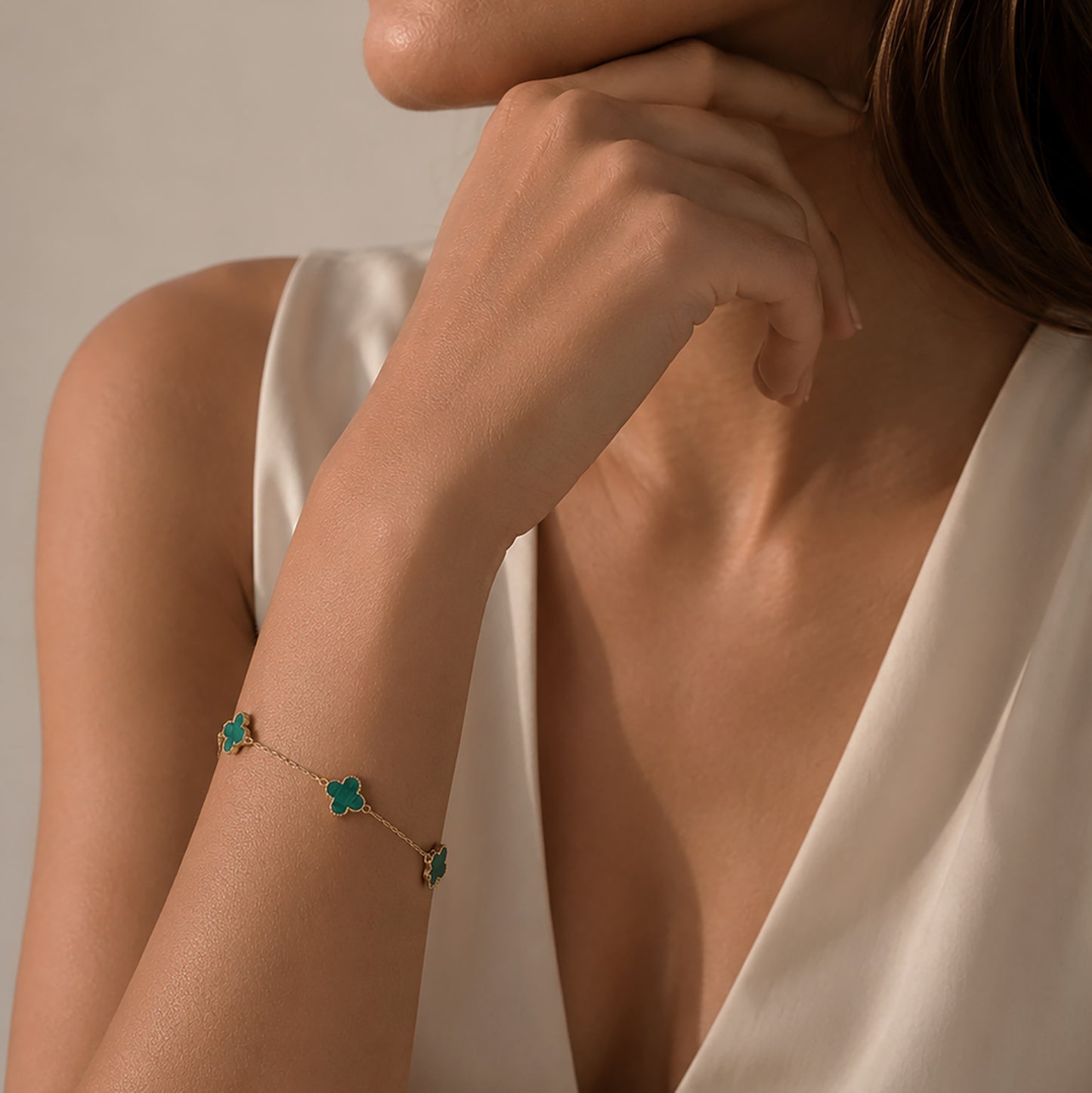 Malachite Mini Clover Bracelet 9ct Yellow Gold