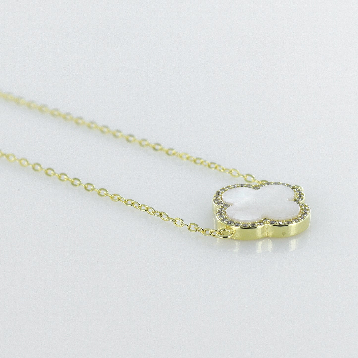 Mother of Pearl Clover Pendant 14ct Gold Plated