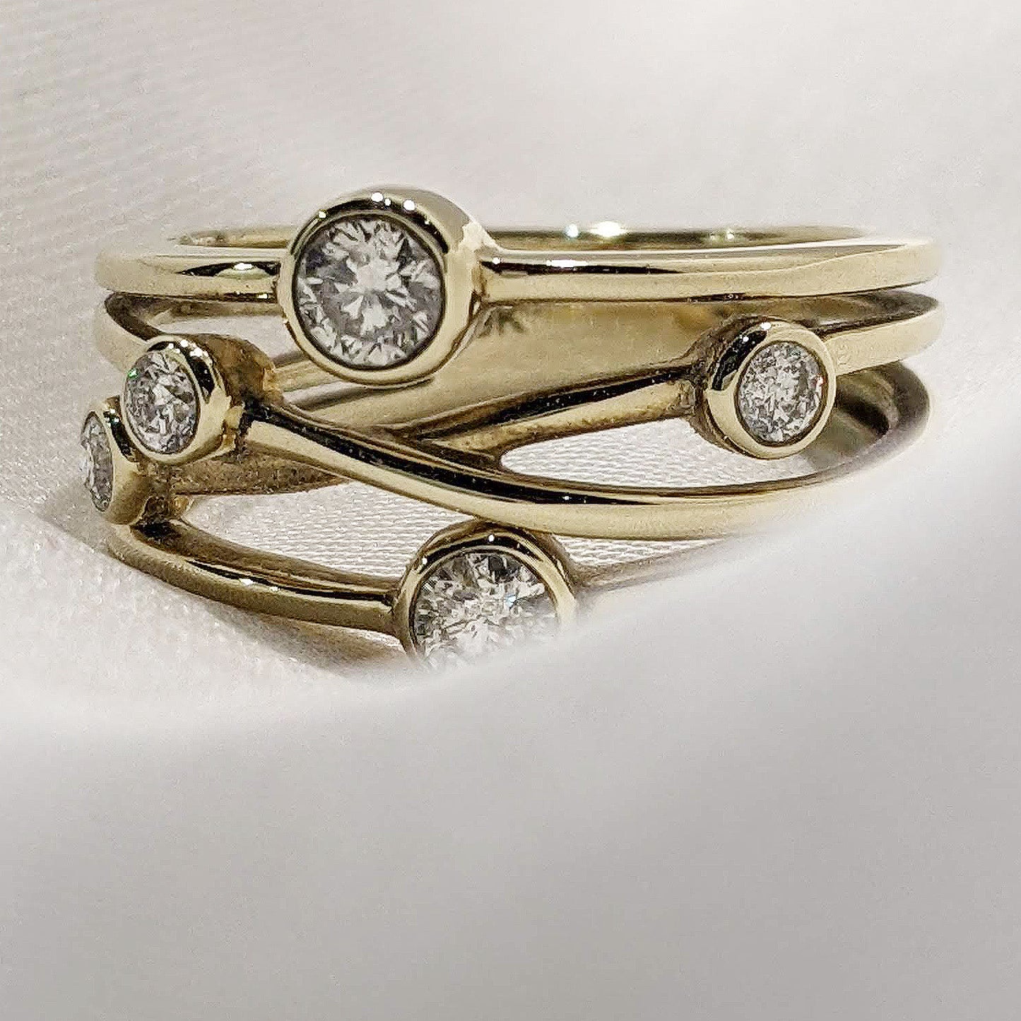 Diamond Bubble 9ct Yellow Gold Ring