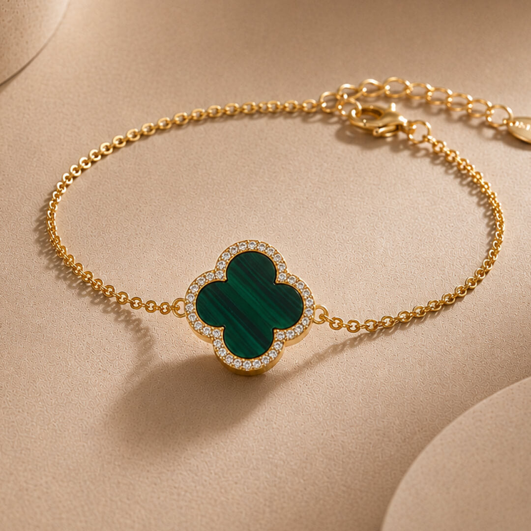 Star Jewellers Mala Clover Bracelet in gold with green malachite clover and crystal surround