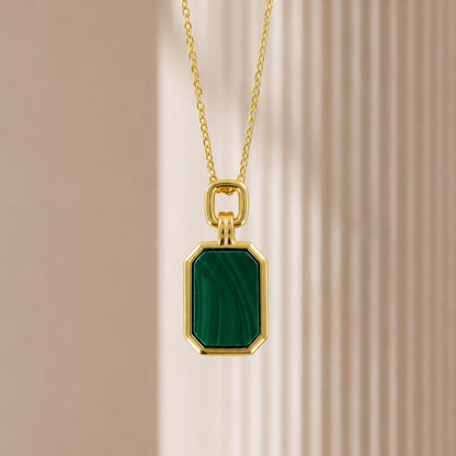 Star Jewellers Octagonal Malachite Necklace with green stone pendant and gold chain