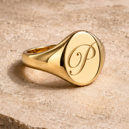 Star Jewellers Oval Shape Signet Ring personalised with an engraved script initial