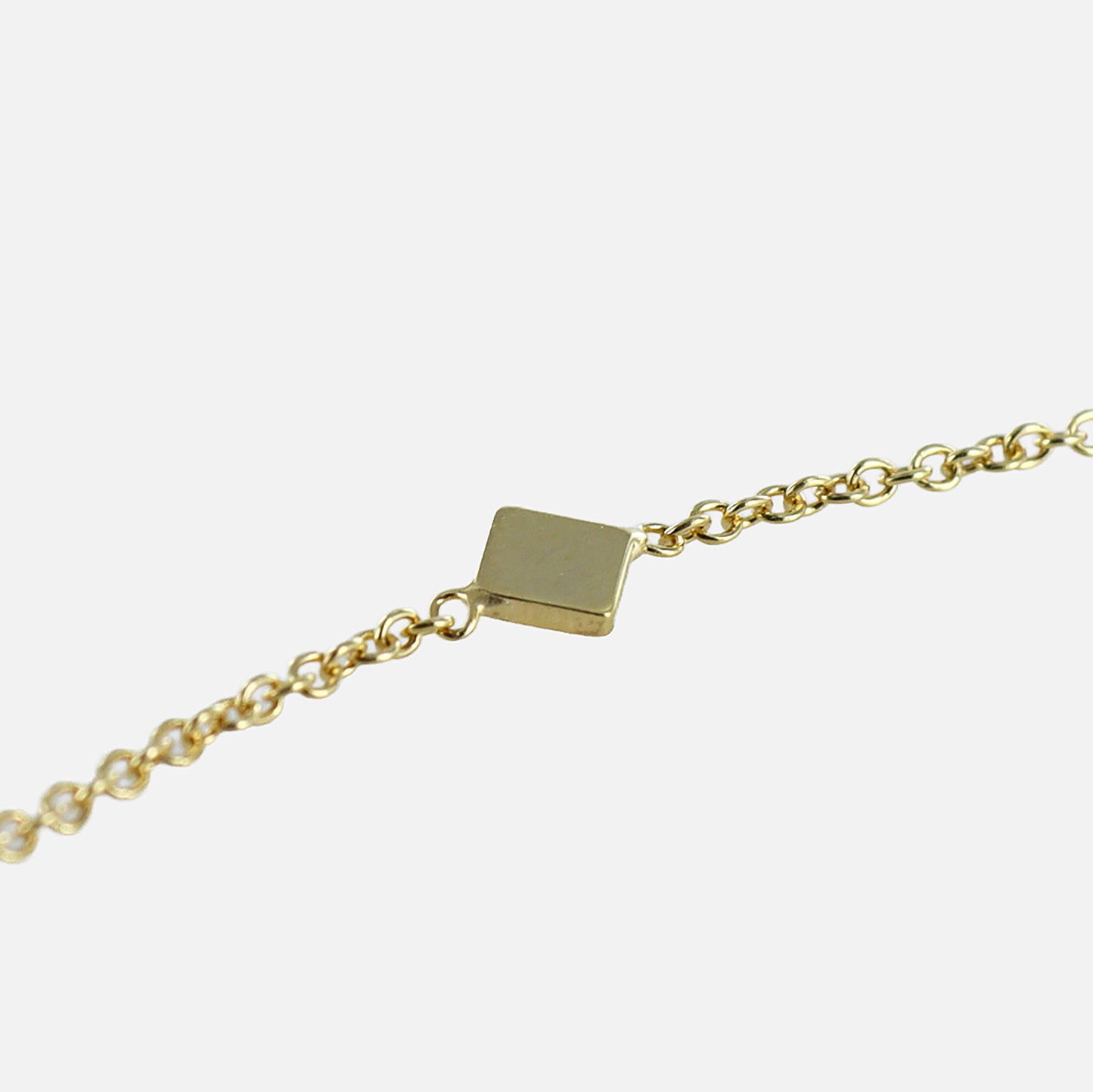 Diamond-Shaped Disc 9ct Yellow Gold Bracelet